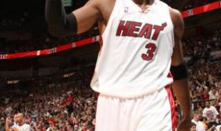 姚明因为什么伤退役 姚明因为什么伤退役